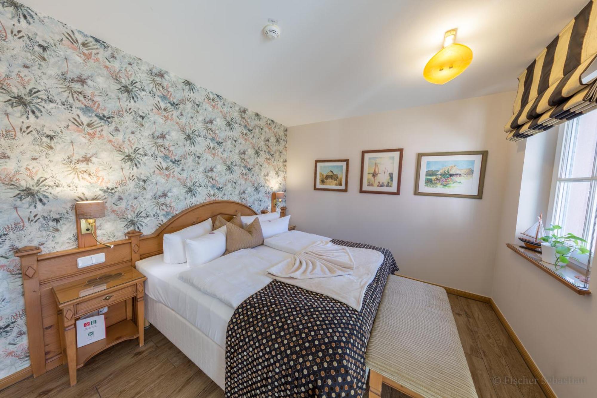 Romantik Hotel Namenlos Ahrenshoop Exteriör bild