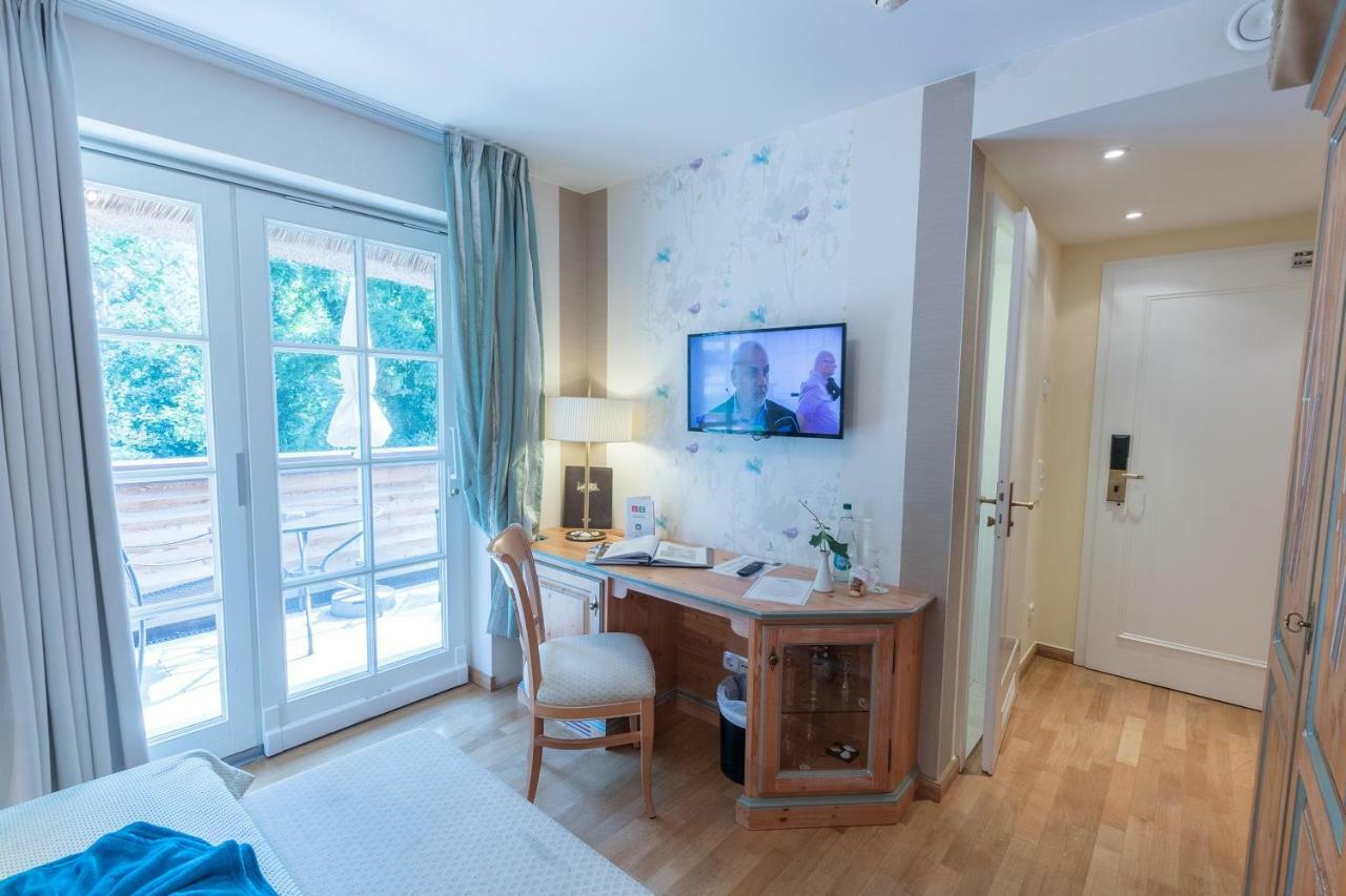 Romantik Hotel Namenlos Ahrenshoop Exteriör bild